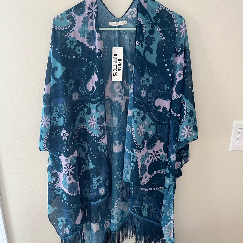 Urban outfitters retro floral kimono